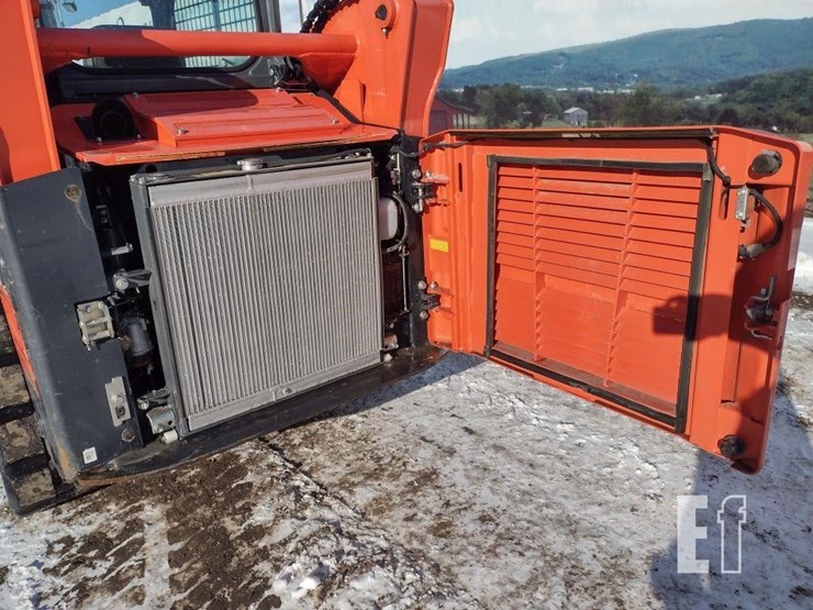 kubota-svl75-image-35