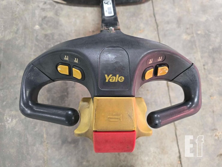 2009-yale-mpb040e-image-12