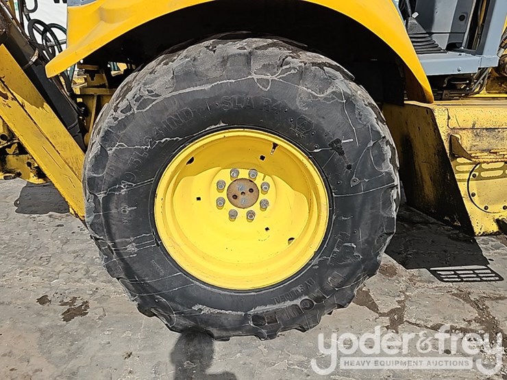 new-holland-lb110-image-8