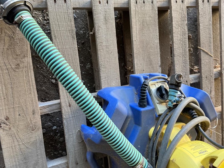 2016-agri-inject-110-fertilizer-pump-image-16