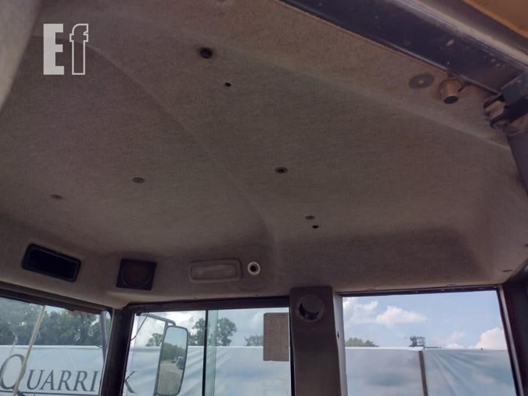 2003-volvo-a40d-image-14