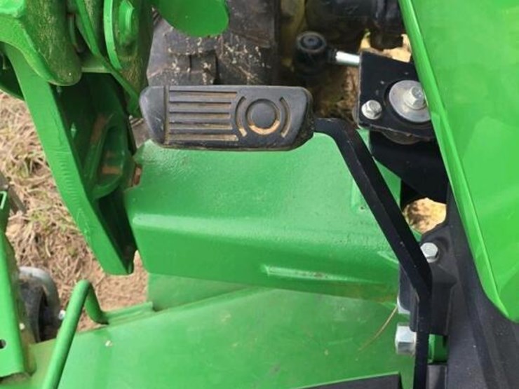 2017-john-deere-1025-image-20