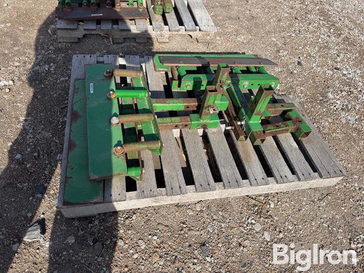 30"-spring-loaded-smoother/smasher-units-image-4