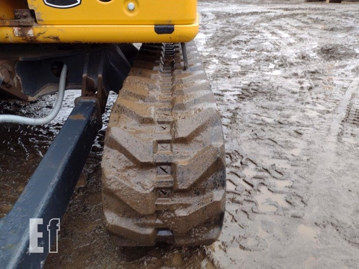 2023-deere-30g-image-34