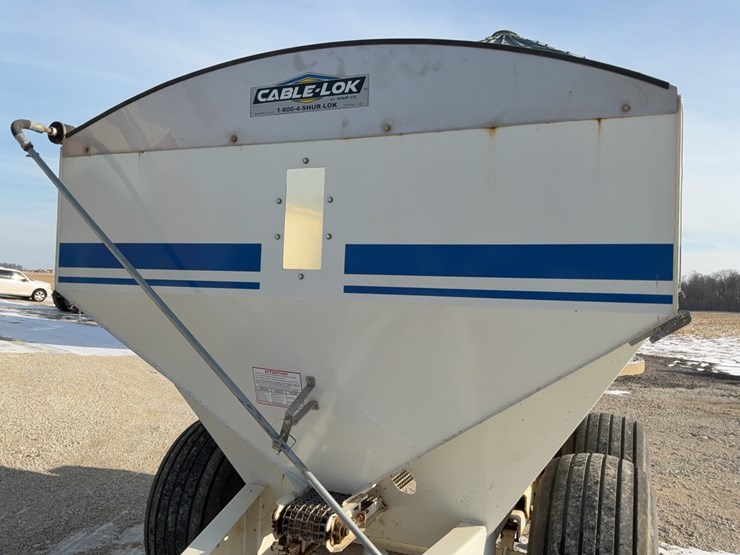 loftness-fs800-fertilizer-spreader-image-11