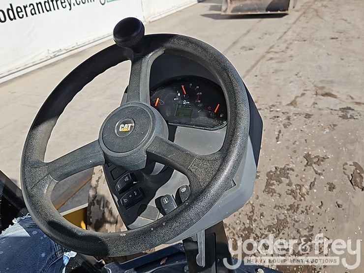 2023-caterpillar-cs10gc-image-20