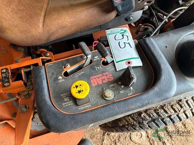 scag-tiger-cat-52"-mowing-deck-showing-1615-hours-image-5
