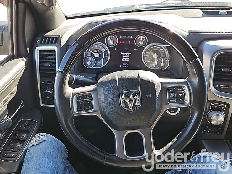 2016-dodge-ram-1500-image-27