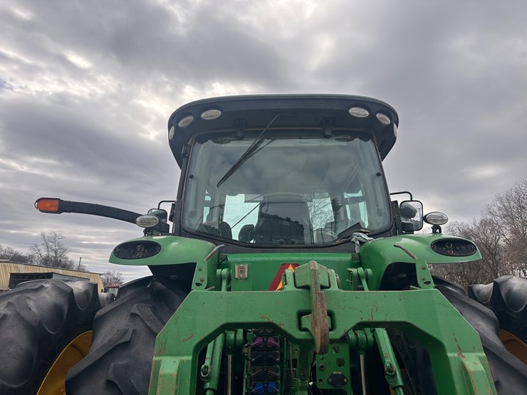 2010-john-deere-8345r-image-30