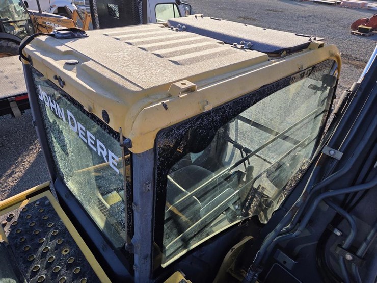 2012-deere-160d-lc-image-41