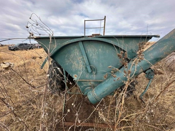 pull-type-grain-cart/feed-wagon-image-8