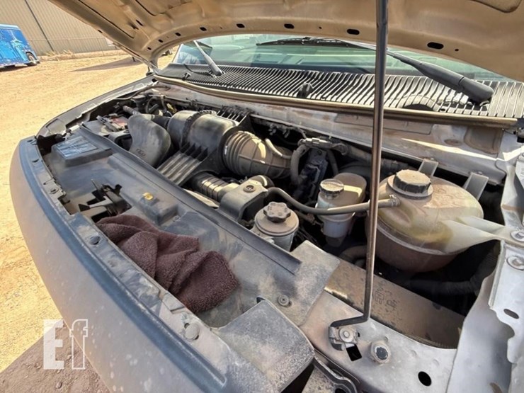 2014-ford-e150-image-18