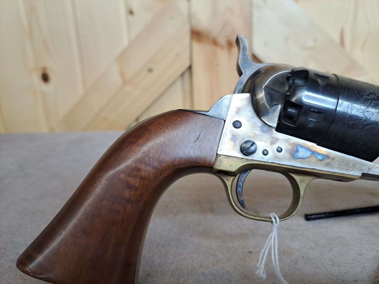 f.-llipietta-.44-caliber-blackpowder-percussion-sa-revolver-image-9