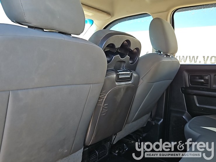 2014-dodge-ram-2500-image-22