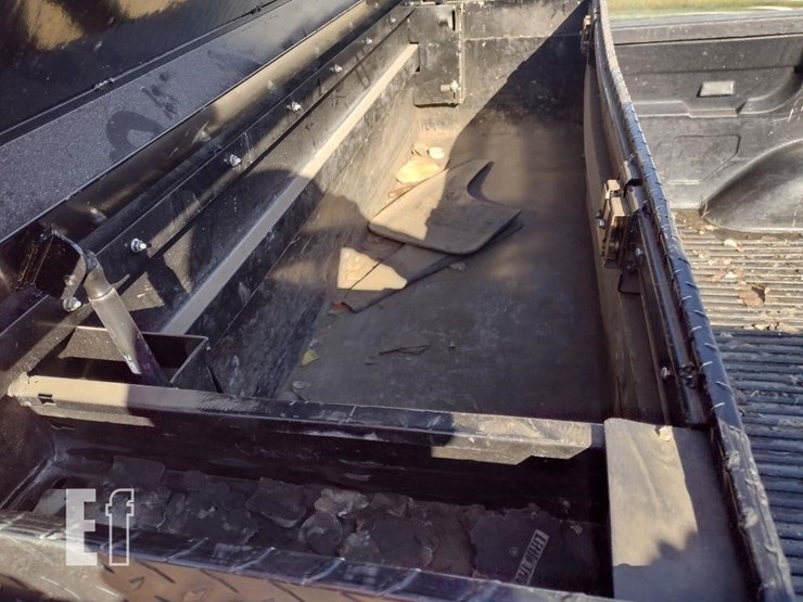 11-chevy-truck^title^-image-29