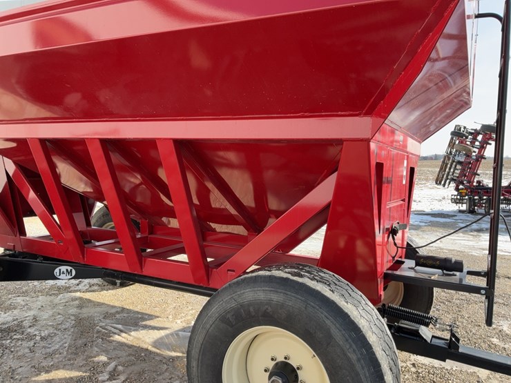 j&m-555-gravity-wagon-image-41