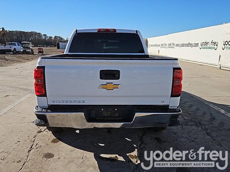 2015-chevrolet-silverado-1500-image-15