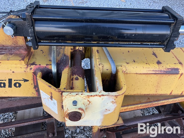 buffalo-51011630-mounted-16-row-stalk-chopper-image-17