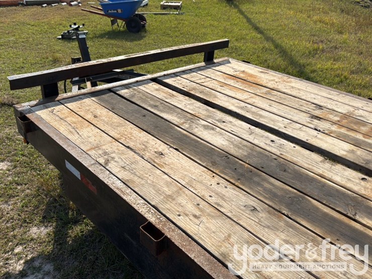 tandem-axle-equipment-trailer,-pintle-hitch,-ramps,-14,000lb-gvwr-image-11