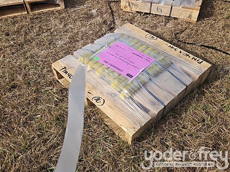 caterpillar-303-image-4