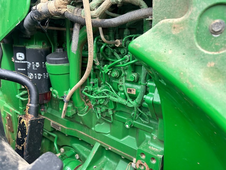 2010-john-deere-8345r-image-61