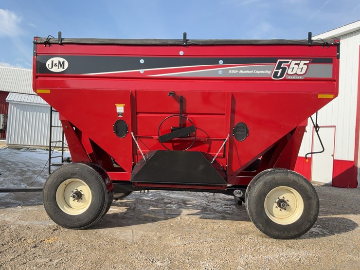 j&m-555-gravity-wagon-image-3