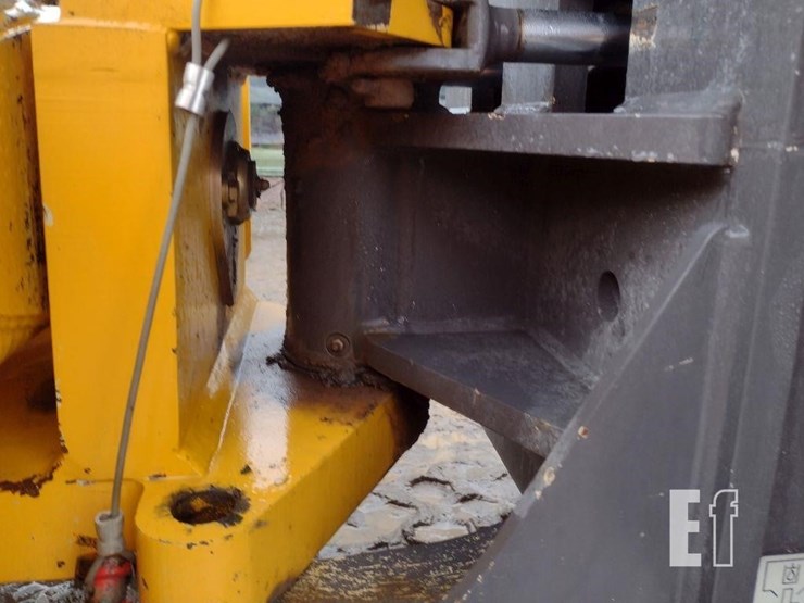 2014-volvo-sd115-image-13