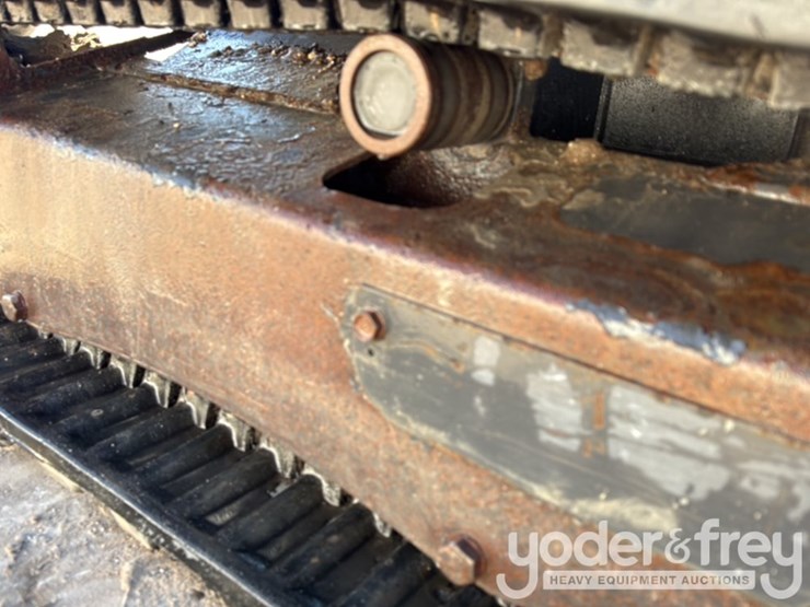 2020-bobcat-e26-image-11