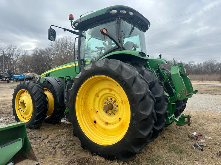 2010-john-deere-8345r-image-4