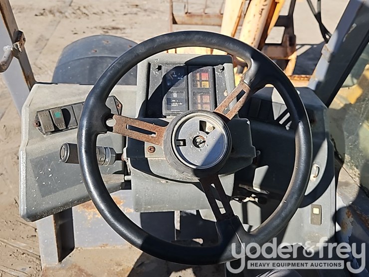 mustang-742-image-25