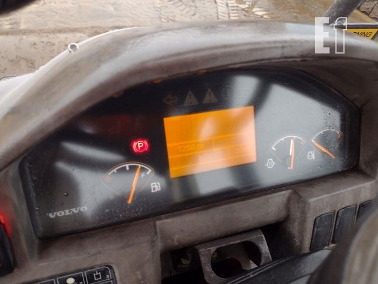 2014-volvo-sd115-image-7