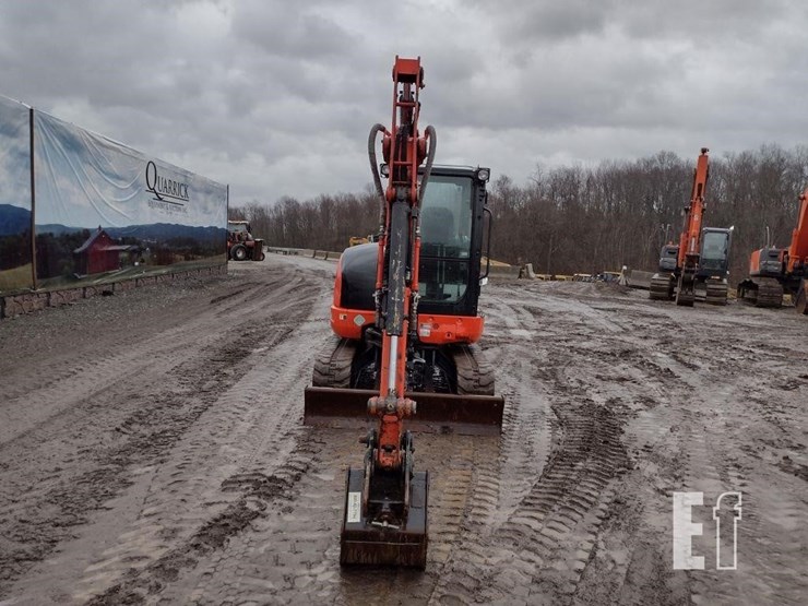 kubota-kx040-4-image-2