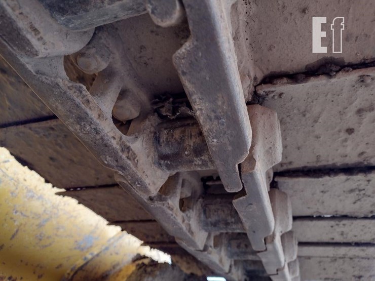 2016-deere-450j-lgp-image-28