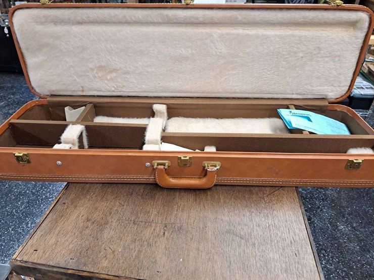 browning-liege-12-gauge-over/under-shotgun-image-2