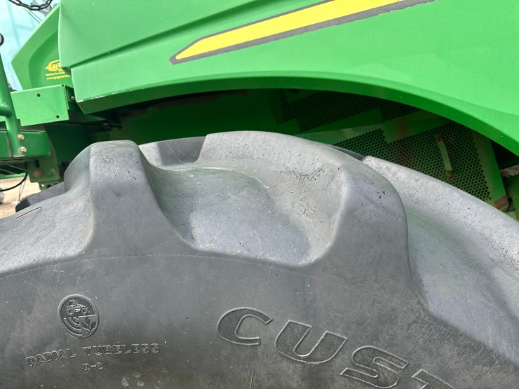 #38409-•-2014-john-deere-s680s-prwd-combine-image-8