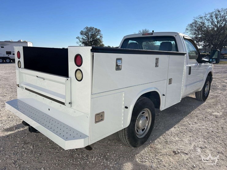 2011-ford-f250-image-3