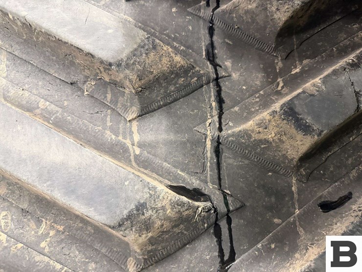 2021-john-deere-9620rx-image-93