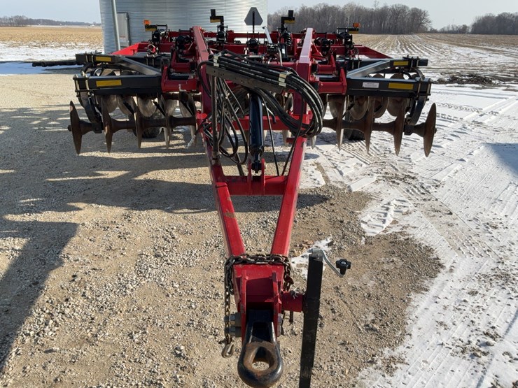 case-ih-870-ecolo-tiger-disc-ripper-image-7
