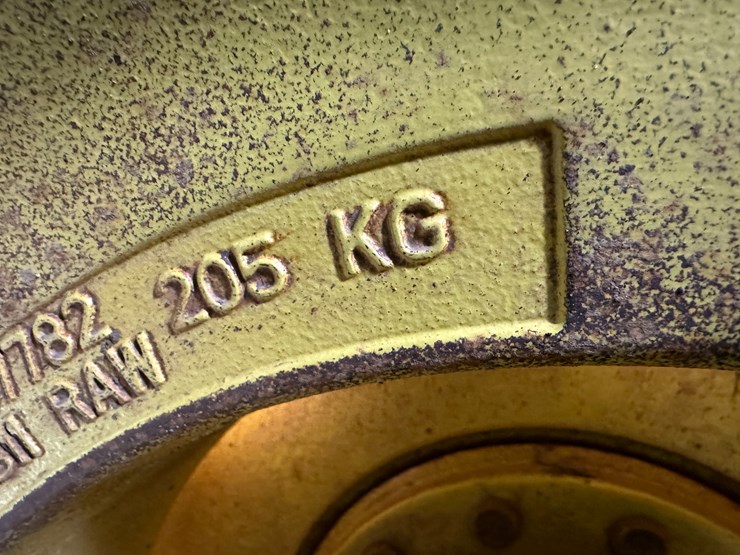 2013-john-deere-9560r-image-12