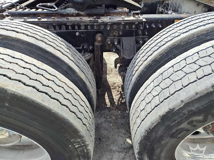 2022-mack-anthem-t/a-wet-kit-day-cab-truck-tractor-image-28