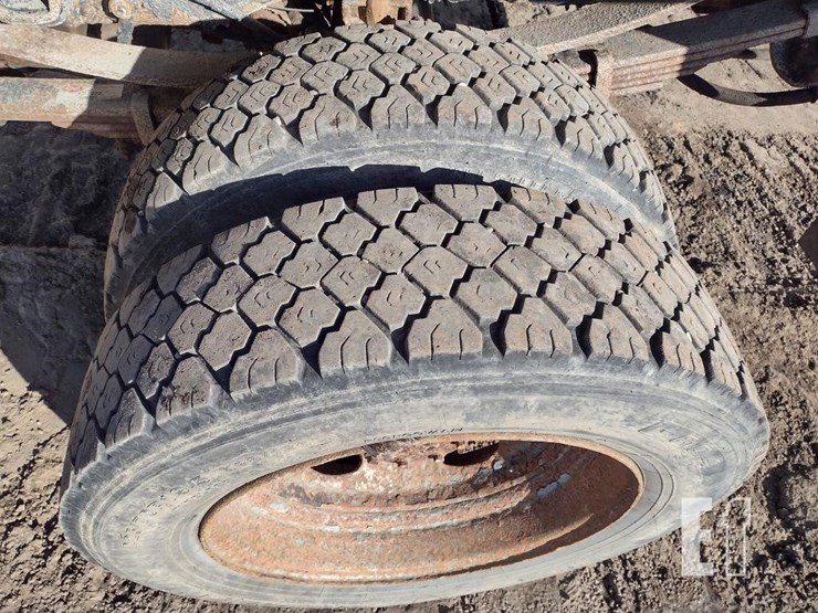 06-ford-truck^title^-image-29