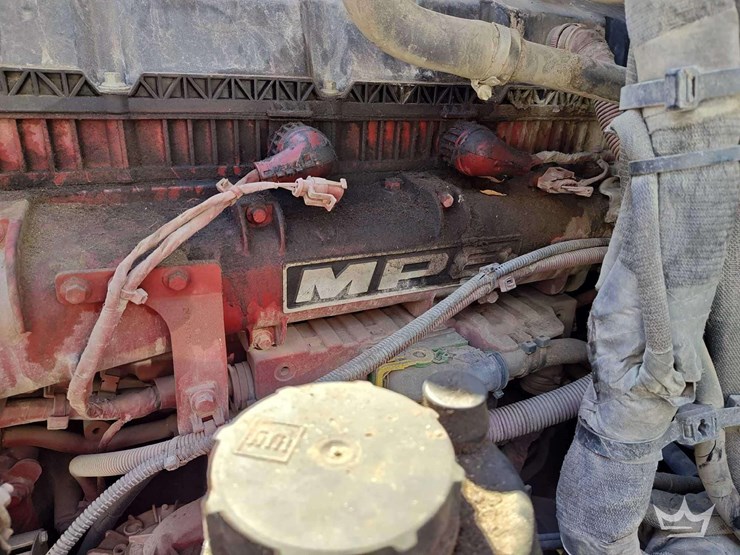 2022-mack-anthem-t/a-wet-kit-day-cab-truck-tractor-image-10