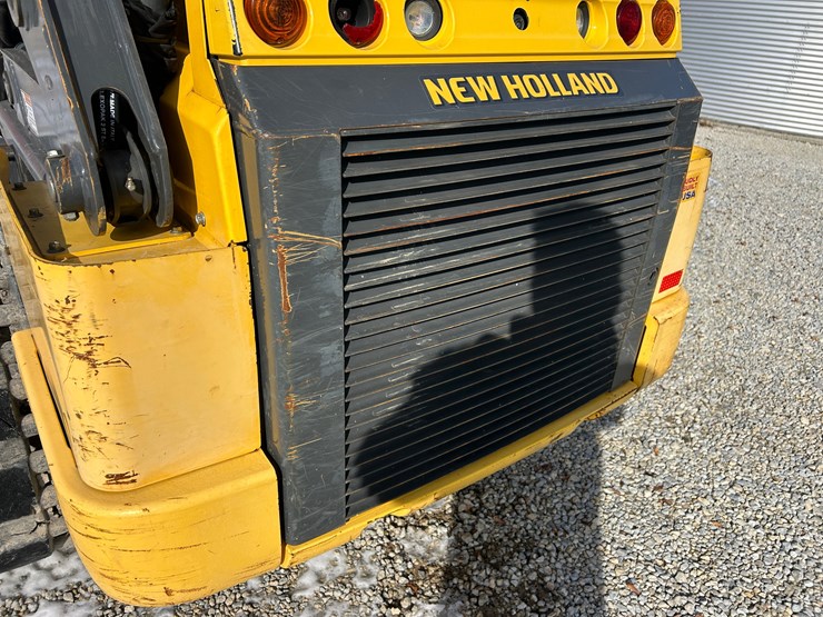 new-holland-c245-image-6