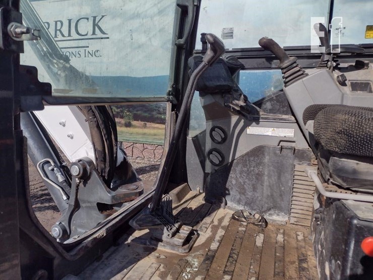 bobcat-e60-image-12