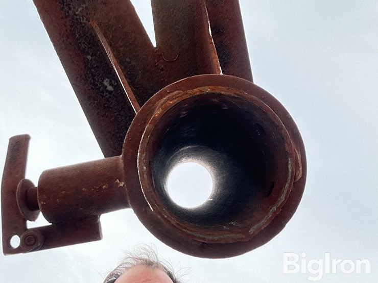 shop-built-gooseneck-silage-wagon-frame-image-10