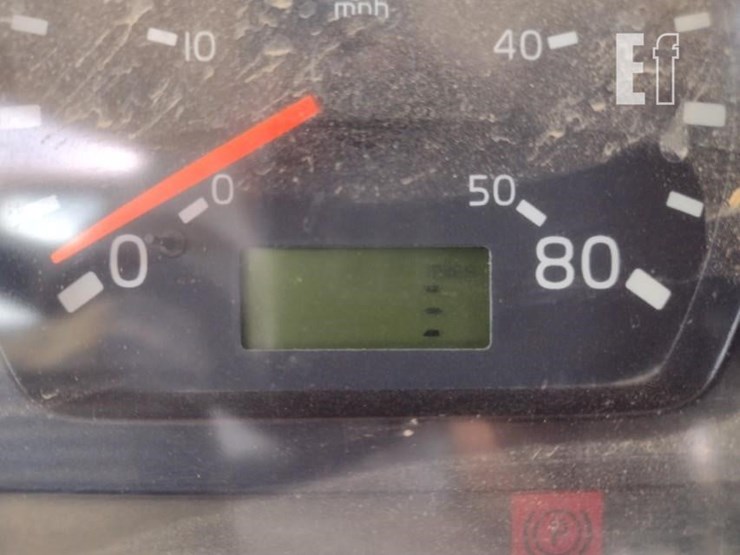 2003-volvo-a40d-image-6