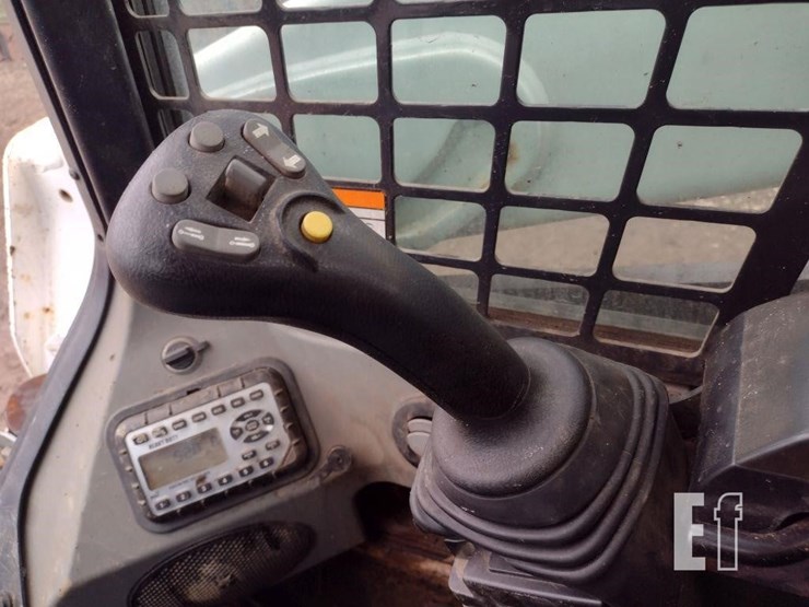 2017-bobcat-t595-image-9