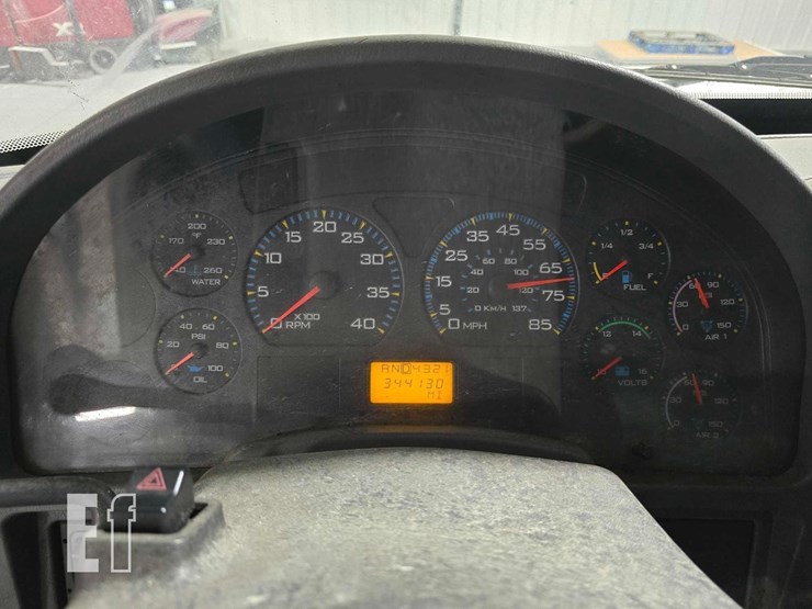 2004-international-durastar-4300-image-20