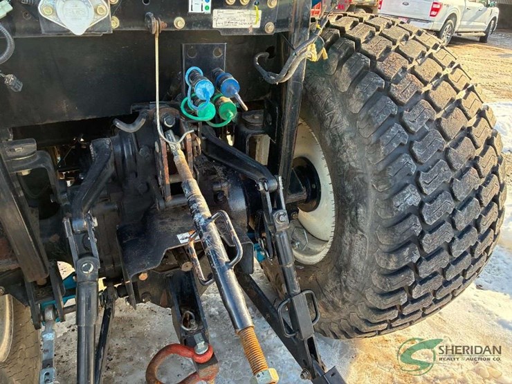 ls-xr4755h-loader-tractor-showing-3660-hours-image-12