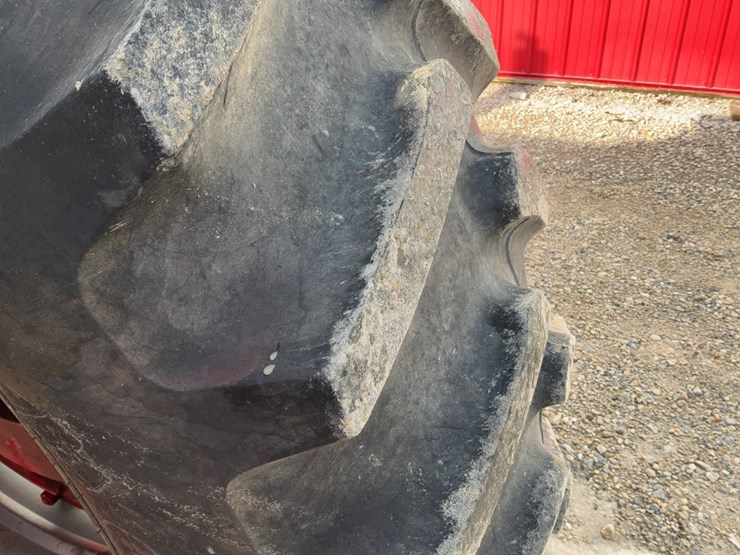 1970-ih-farmall-856-tractor-image-35